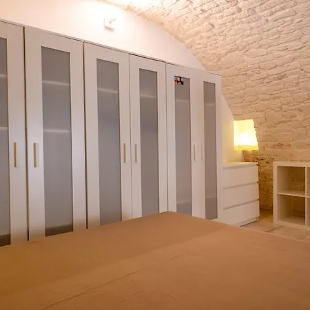 Apartment Sunny House *